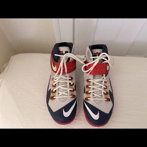 Nike Zoom Lebron Soldier 8 USA size 13
